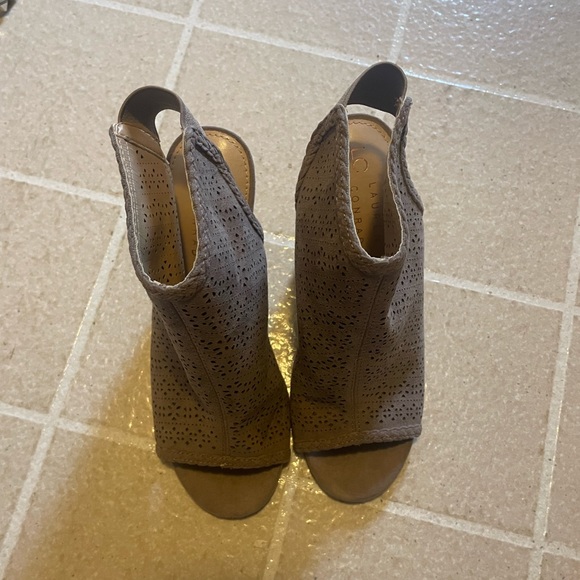 LC Lauren Conrad Hazelnut Women's Peep Toe Boots - Picture 3 of 3